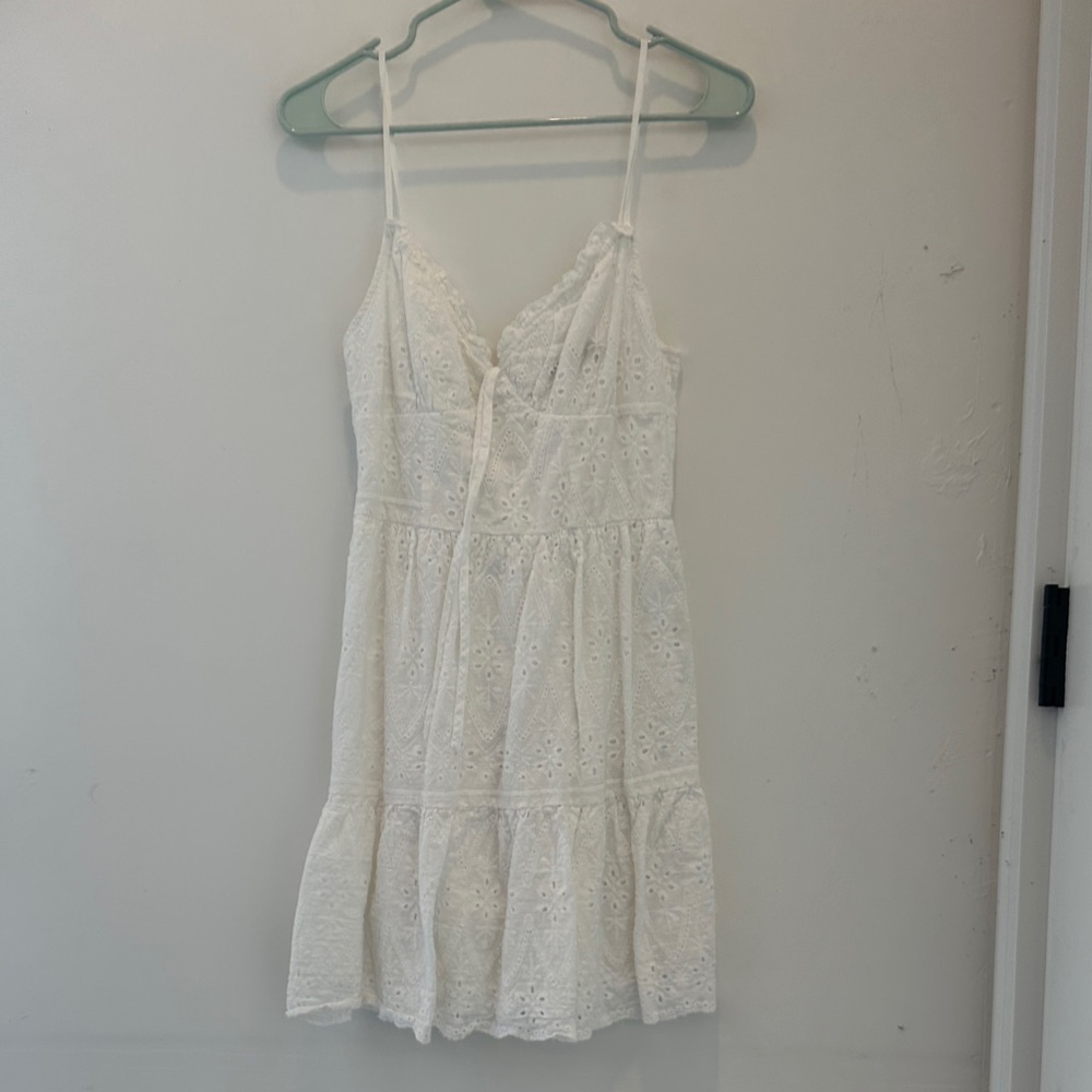 Simple White Lace Mini Dress